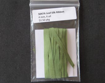 5047A Leaf green Silk Ribbon 4mm