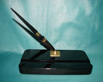 Vintage SCHEAFFER Pen and Base, Directional Pen Nib, Heavy Weighted Base, Desk Pen, Pen & Holder