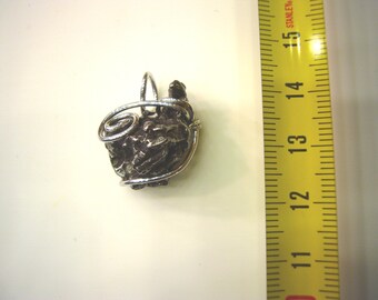 meteorite campo del cielo in pendant