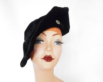 Black velvet hat, 1940s tilt, WW 2 era