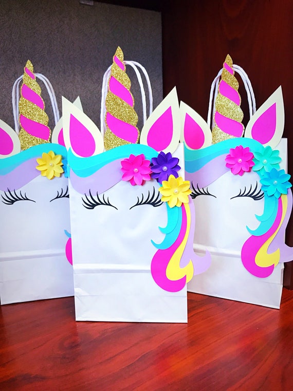 Unicorn favor bags/Unicorn gift bags Unicorn goodie bags