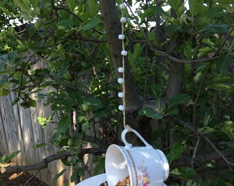 Bird feeder