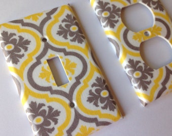 Yellow Gray Moroccan Quatrefoil Single Light Switch Cover / Yellow Home Decor / Yellow Bathroom Decor / Grey Yellow Decor / Yellow Nursery