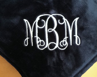 Softest Blanket Ever - Personalized Throw – Monogrammed Blanket - Monogrammed Fleece Blanket Throw - Personalized Housewarming Gifts