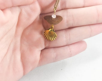 Brown sea glass necklace / seashell necklace / unique beach jewelry