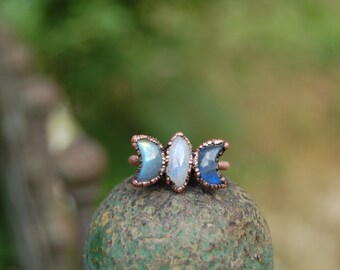 TRIPLE GODDESS ring, choose your size, Moonstone and Labradorite moon ring size US, crescent moon, moon phases copper electroformed,