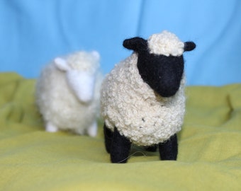 Sheep//Waldorf toy //Stuffed animal //Waldorf Sheep//Stuffed Sheep