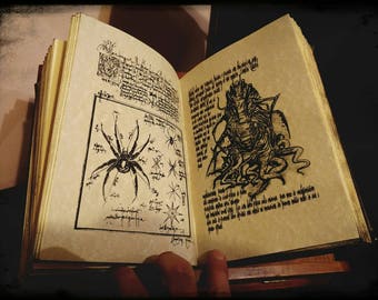 Necronomicon - H.P. Lovecraft - Cthulhu - fiber of leather - economy version
