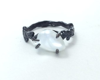 Silver baroque pearl twig ring Nature inspired jewelry