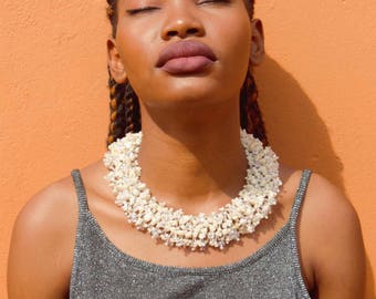 White beaded gemstones necklace
