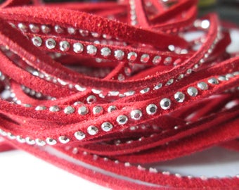 1 m red suede with 3 mm silver rivets