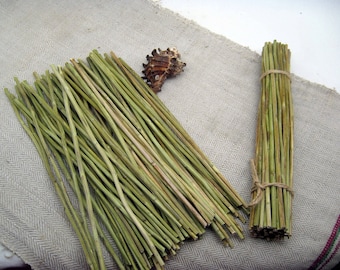 Dried yarrow stalks stems sticks achillee divination i ching