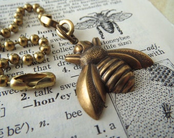 Small Brass Bee Fan Pull Steampunk Ceiling Fan Pull Chain Antiqued Brass Metal Fan Pull Insect Bug Entomology Cosmic Firefly Fan Pull New