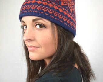 Vintage 80s Wool Ski Knit Winter Hat Pom Pom