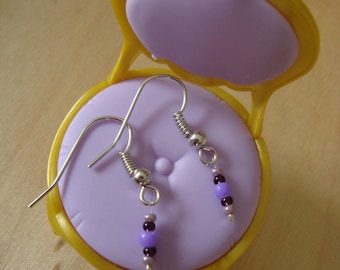 Pearl Earrings in shades of violet purple
