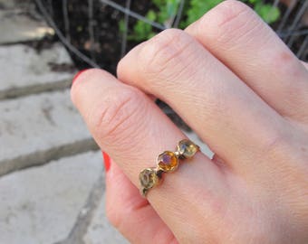Late Georgian/Early Victorian 18k Yellow Gold Orange Topaz and Peridot Trilogy Ring