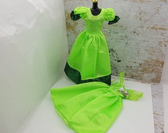 Barbie Lime green Gowns Shiny fashions Outfit 11 inch doll Lot of 2