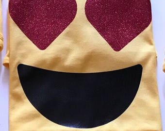 Love eyes Emoji with glitter