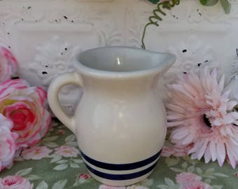 Roseville Pottery Pitcher 1 Pint
