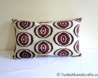 Set of 2 Silk Velvet Pillow Cover, Velvet Ikat Pillow Cover, Silk Uzbek Velvet Pillow Cover, Handmade Silk Velvet Pillow