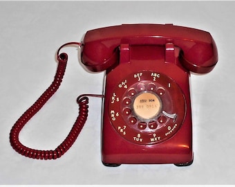 Vintage Red Bell South Rotary Dial Desk Telephone