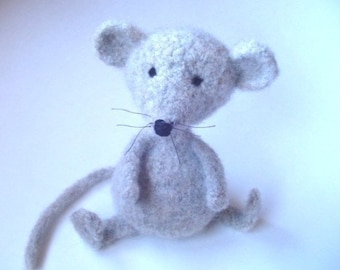 PATTERN PDF Crocheted and Felted Mouse Amigurumi Pattern
