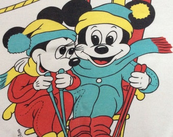 1980s WALT DISNEY PRODUCTIONS Mickey Mouse & Minnie Mouse Americanwear Vintage Made in U.S.A Sweatshirt