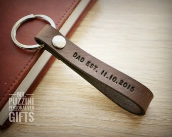 Personalized Dad Keychain New Dad Gift Dad Est Keychain Fathers Day Keychain Established Date Dad Gift First Father's Day Papa est Keychain