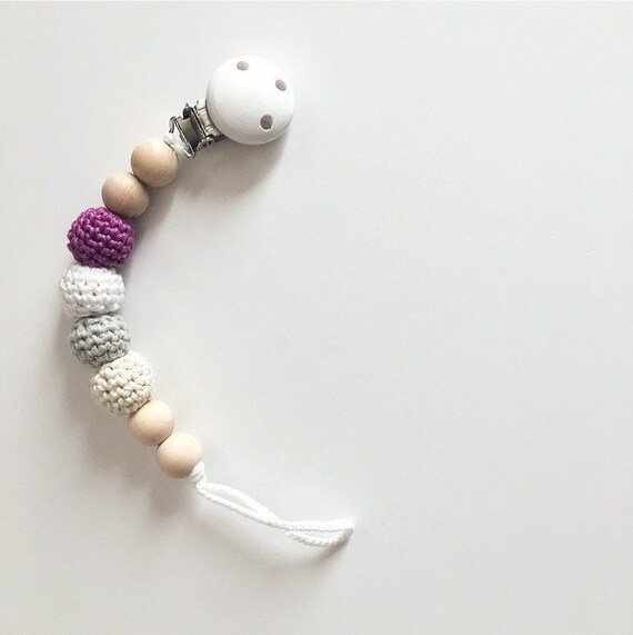 Crocheted Beads Pacifier Clip -- Eco-friendly pacifier clip -- crocheted wooden beads -- Baby Teether
