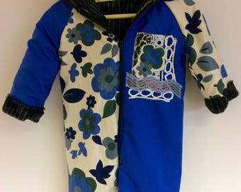 Reto blue floral baby onesie