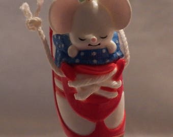 Vintage 1983 Hallmark Sneaker Mouse - QX4009