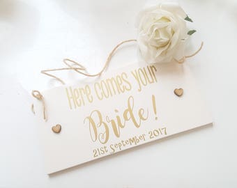 Here Comes Your Bride Sign. Here Comes The Bride Wedding Sign.