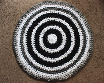 Crochet Mat- Black, white and grey- hand made- recycled materials- bath mat- door mat