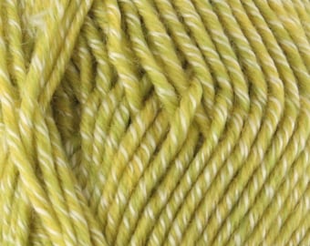 Chunky Melody Limeaide Heather Green Yellow Wool Blend Yarn Bulky 100g/skein