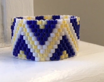 Blueberry and Sunflower Yellow Peyote Ring