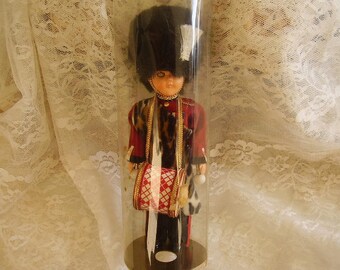 8" Vintage Ethnic BandDOLL/England/Scotland