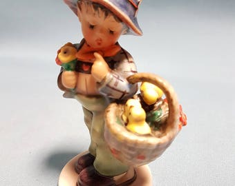 Hummel Easter Greetings TMK #5, Hummel #378