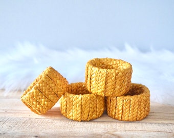 Vintage Bohemian Woven Wicker Napkin Rings // Set of 4