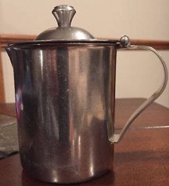 Vintage Vollrath Stainless Steel Restaurant Style Creamer Vintage Vollrath Stainless Steel Restaurant Style Creamer