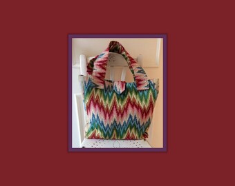 Hand- or schoulderbag for women from Gobelin fabric with graphical pattern