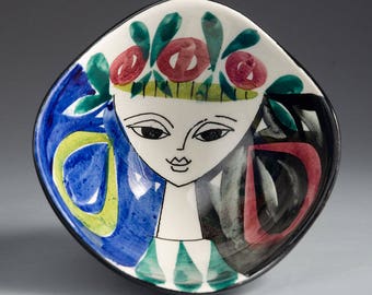 Stavangerflint, Norway - INGER WAAGE - Small Bowl with Girl with Ear Rings