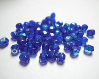 25 faceted beads 4 mm Dark sapphire AB