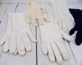 Evening Gloves,single glove,gloves,Coral Lace gloves,evening wear,stage props,movie props,mid century modern,vintage,mix matched,ladies