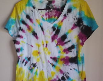 Women's XL Tie- Dye V Neck Shirt Tye Dye Shirt // Women's V-Neck // V- Neck Tie Dye // Fall Colors