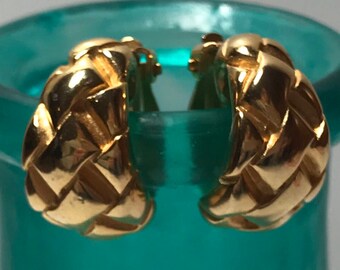Vintage Gay Boyer basket weave clip on gold tone earrings