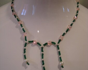 Necklace green and pink heart