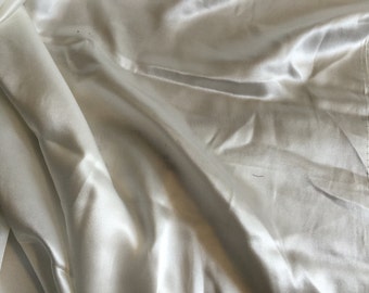 Silk Charmeuse with Stretch, Light Ivory, a very high quality, Price is per Yard, 45" wide