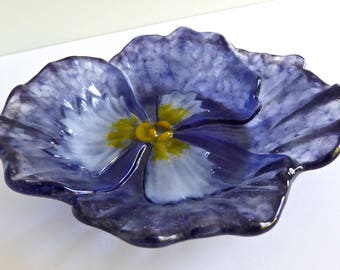 Fused Glass Pansy Dish by BPRDesigns