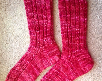 Hand Knit Womens Cashmere-Wool Blend Socks (S-255)