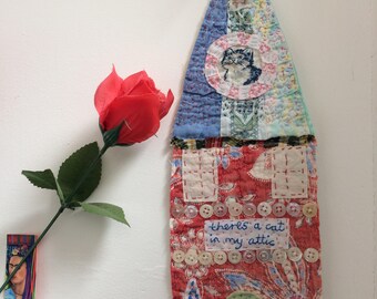 Vintage Quilt Fabric Wall Hanger Applique House